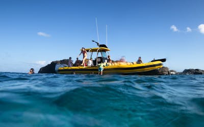 Private boat charter in North shore Oahu